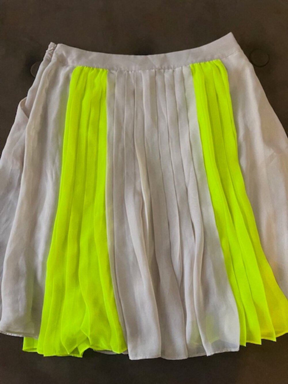 Womans Skirt - Picture 2 of 7